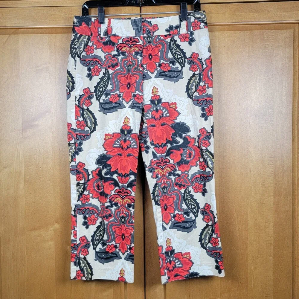 J. Crew Stretch Red Cream Floral Capri Pants City Fit - 4 - Picture 1 of 9